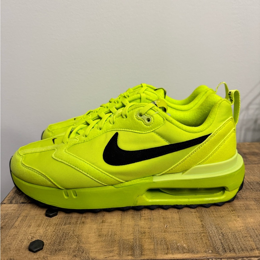 NEW Nike Air Max Dawn Atomic Green
